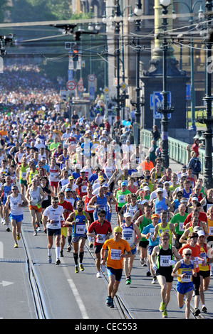 Praga maratona internazionale Foto Stock