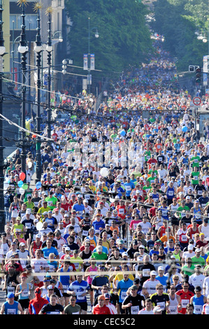 Praga maratona internazionale Foto Stock