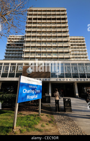 Esterno di Charing Cross hospital , Londra Foto Stock