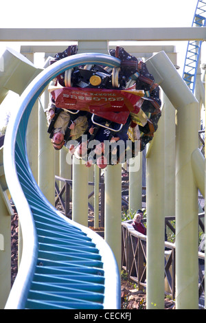 Il colosso roller coaster a Thorpe Park, Regno Unito Foto Stock