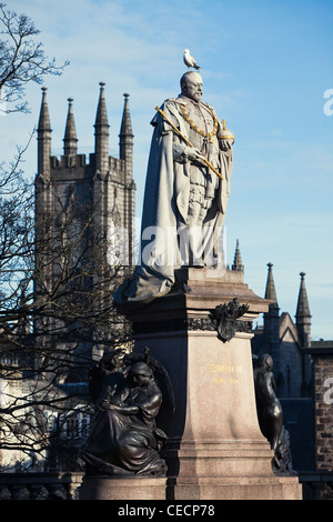 Statua fuori Unione giardini a terrazza, Aberdeen Foto Stock