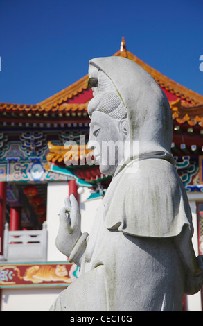 Statua al monastero occidentale, Tsuen Wan, Nuovi Territori di Hong Kong, Cina Foto Stock