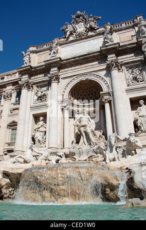 Fontana di Trevi a Roma - Italia Foto Stock