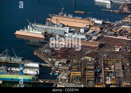 Vista aerea al di sopra di General Dynamics NASSCO nave cantiere Porto di San Diego Foto Stock