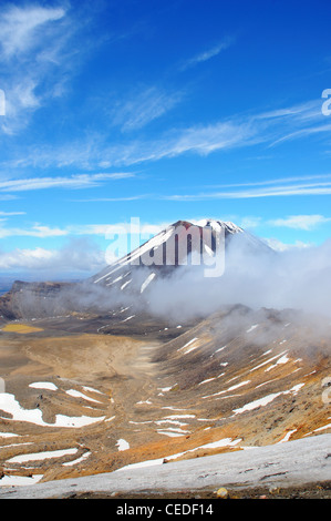 Ngauruhoe vulcano nel Parco Nazionale di Tongariro, Nuova Zelanda Foto Stock