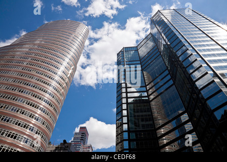 La terza Avenue grattacieli e il "Rossetto edificio", NYC Foto Stock