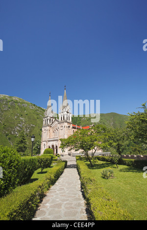 Basilica di Santa María la Real di Covadonga, Spagna Foto Stock