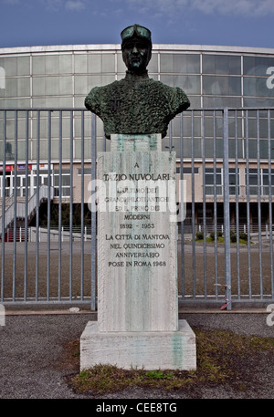 Rom, Denkmal für Franz von Assisi Foto Stock