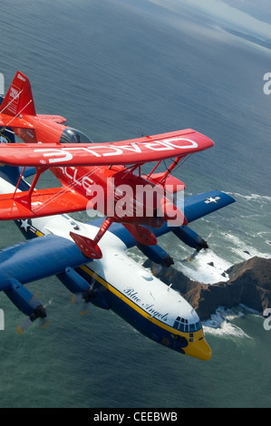 Angeli blu navy volo squadrone dimostrativo Foto Stock