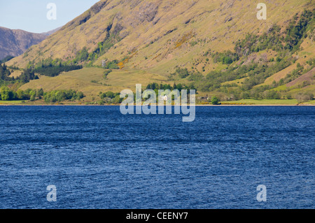 Loch Linnhe è allineato con il sole di setting, rendendolo un luogo molto popolare per i fotografi,Highlands,costa ovest della Scozia. Foto Stock