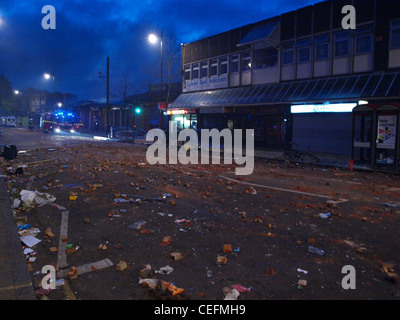 Londra, Regno Unito. 06/08/11. Tottenham High Street dopo la sommossa a Tottenham Hale. Foto Stock