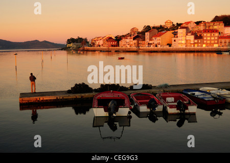 Pesca artigianale barche nel porto Carril, Vilagarcía de Arousa, Galizia, Spagna Foto Stock