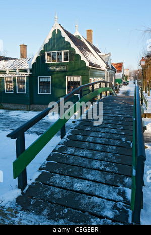 Tradizionale casa olandese, Zaanse Schans, North Holland, Paesi Bassi Foto Stock