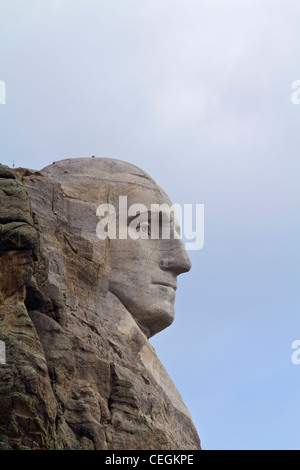 Monte Rushmore nelle Black Hills, South Dakota, nel National Memorial Park, scultura rocciosa del presidente degli Stati Uniti George Washington Nobody vertical hi-res Foto Stock