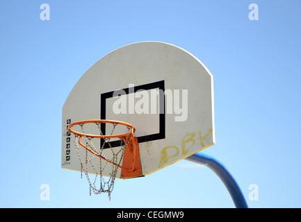 Outdoor Basketball hoop con tavola spinale Foto Stock