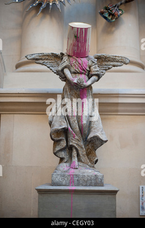 Banksy Rosa Angelo scultura - British scultura contemporanea Foto Stock