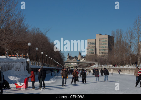 All'aperto pattinaggio invernale in Canada Foto Stock