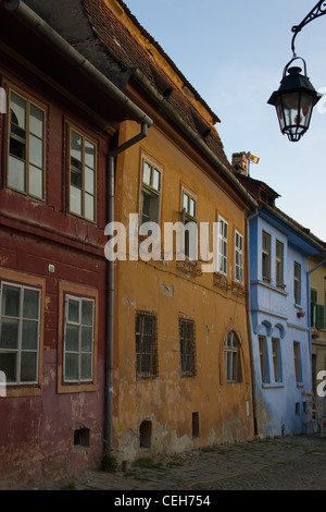 Vecchi edifici di Sighisoara, Transilvania, Romania Foto Stock