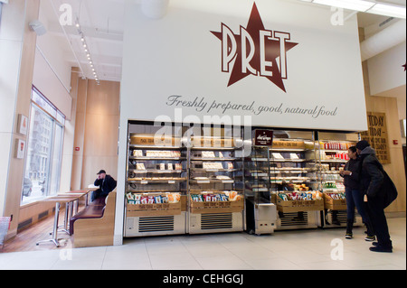 Un ramo del pret a Manger sandwich catena nella parte inferiore di Manhattan a New York Foto Stock