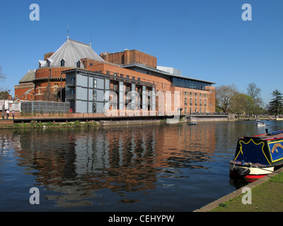 Royal Shakespeare Company teatro sulle rive del fiume Avon a Stratford on Avon Warwickshire RSC Foto Stock