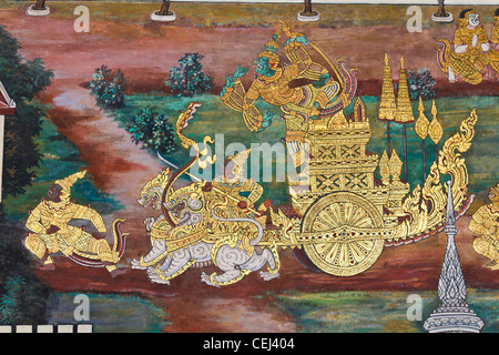 Arte thai dipinto sul muro nel tempio di Wat Phra kaeo Bangkok in Thailandia Foto Stock