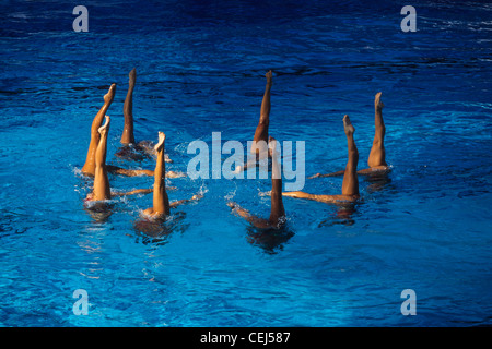 Team nuoto sincronizzato la concorrenza al Mondiale 1994 Campionati acquatiche. Foto Stock