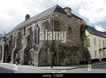 Il XIII secolo Palazzo Stannary ( talvolta noto come il Ducato Palace ) a Lostwithiel, Cornwall, Regno Unito Foto Stock