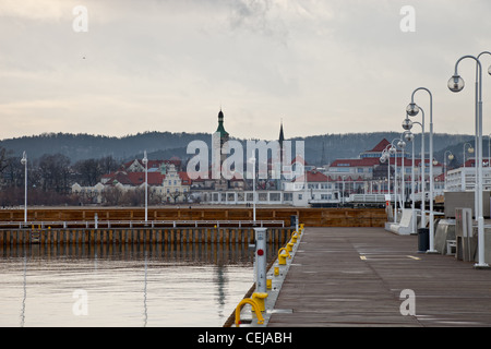 Veduta dello skyline dal molo di Sopot, Polonia. Foto Stock