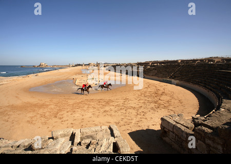 Hippodrome costruito durante il regno il re Erode nel I secolo a.c. si estende lungo il litorale circondato in origine gradinate in pietra Foto Stock