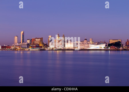 Skyline e Waterfront, Liverpool, in Inghilterra Foto Stock