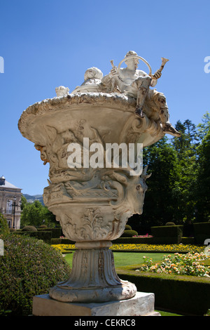 Spagna, Castiglia e Leon, Segovia, palazzo di La Granja de San Ildefonso, statua Foto Stock