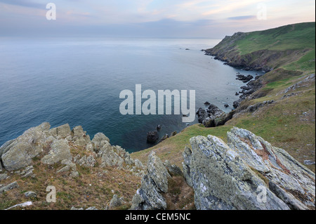 Vista costiere del Mare dal punto di partenza, South Devon, Regno Unito. Foto Stock
