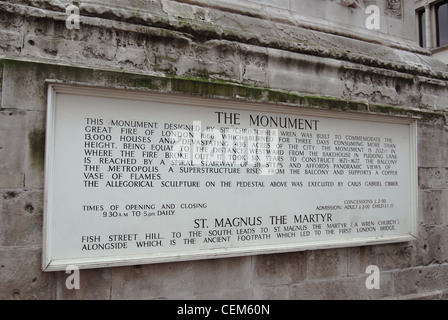 Il monumento al Grande Incendio di Londra - giro turistico di Londra Regno Unito Foto Stock