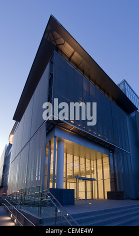 Il Laboratorio di media estensione (Edificio E14) al MIT, progettato da Fumihiko Maki e Leers Weinzapfel e completato nel 2009. Foto Stock