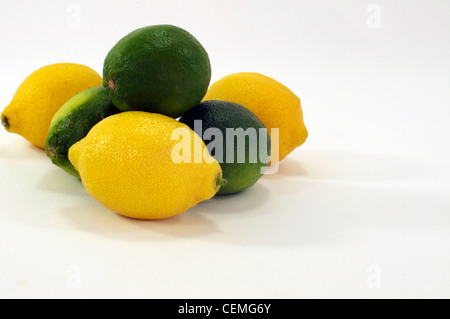 I Limoni e limette per una dieta sana Foto Stock