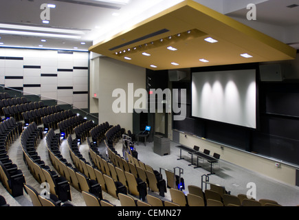 Il recentemente rinnovato aula magna 10-250 del Massachusetts Institute of Technology campus in Cambridge, MA come si è visto su 9/18/08 Foto Stock