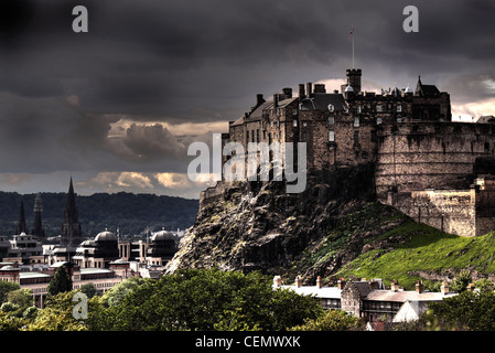 Un panorama del Castello di Edimburgo dal Museo della Scienza del tetto, la capitale della Scozia UK @HotpixUK Foto Stock