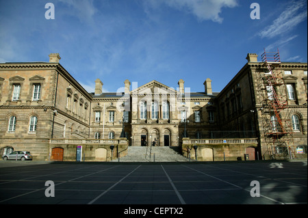 L'esterno dell'ufficio generale delle poste di Custom House Square a Belfast. Foto Stock