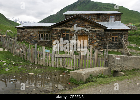 La Georgia, regione di Svaneti, villaggio Ushguli Foto Stock