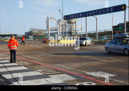 Dover Harbour e cross channel ferry Regno Unito Foto Stock