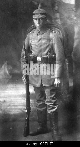 Germania. WW1. Un soldato tedesco ritratto in studio Foto Stock