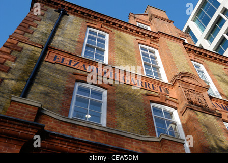 L'ex Elizabeth Garrett Anderson ospedale in Euston Road, Londra, Inghilterra. Foto Stock