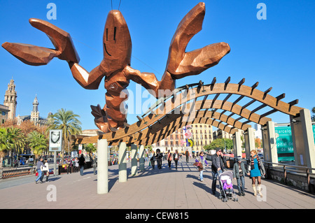 Barcellona, Spagna. Grandi lobster " Gambrinus' (Xavier o Javier Mariscal) sul lungomare Foto Stock