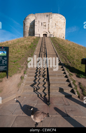 Cliffords Tower, centro di York. Foto Stock