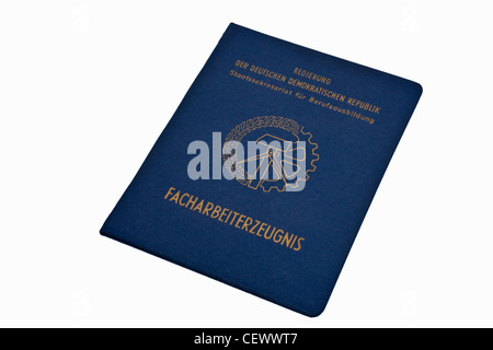 Detailansicht eines Facharbeiterbrief DDR aus dem Jahr 1954 | Dettaglio foto di un GDR craft certificato dal 1954 Foto Stock