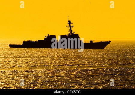 La US Navy destroyer USS Bainbridge Foto Stock