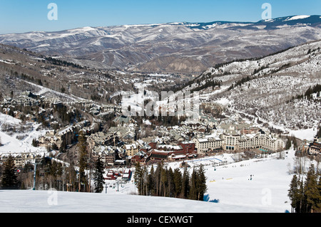 Beaver Creek Village e il Park Hyatt Hotel, Beaver Creek Resort, Avon, Colorado. Foto Stock