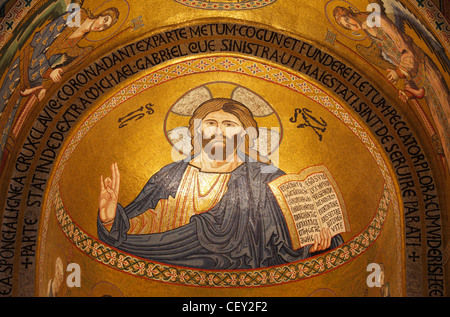 Mosaici bizantini della Cappella Palatina nel re normanni Palace, Palermo, Sicilia, Italia Foto Stock