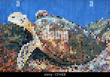 Piastrella mosaico immagine della tartaruga piscina in un parco del centro citta'. Kota Kinabalu, Sabah Borneo, Malaysia, Asia sudorientale, Asia Foto Stock