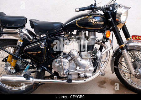 Royal Enfield 350 bullet motocicletta. Fabbricato in India Foto Stock